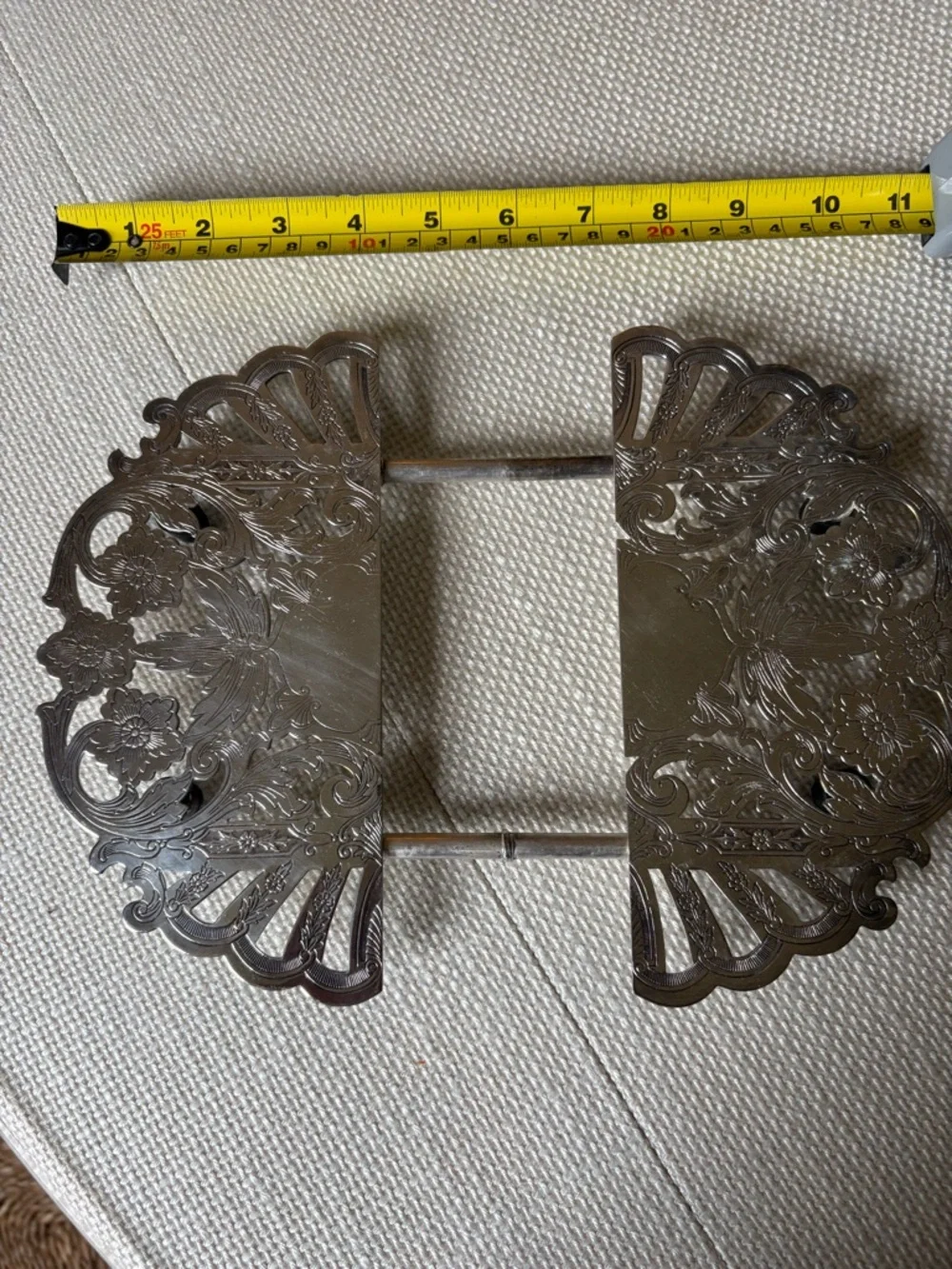 Vintage Wallace Silver Plate Classic Floral Expandable Trivet Hot Plate